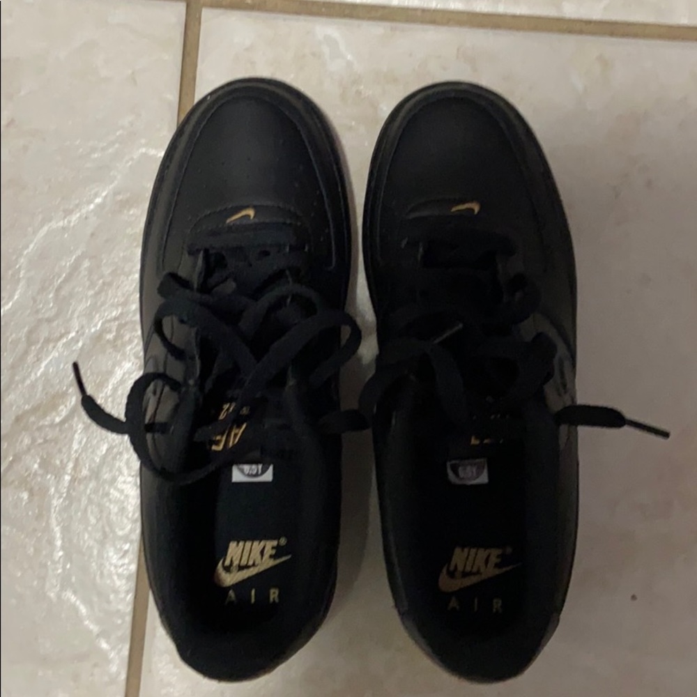 Nike Air Force 1/Black and Gold and White bottoms